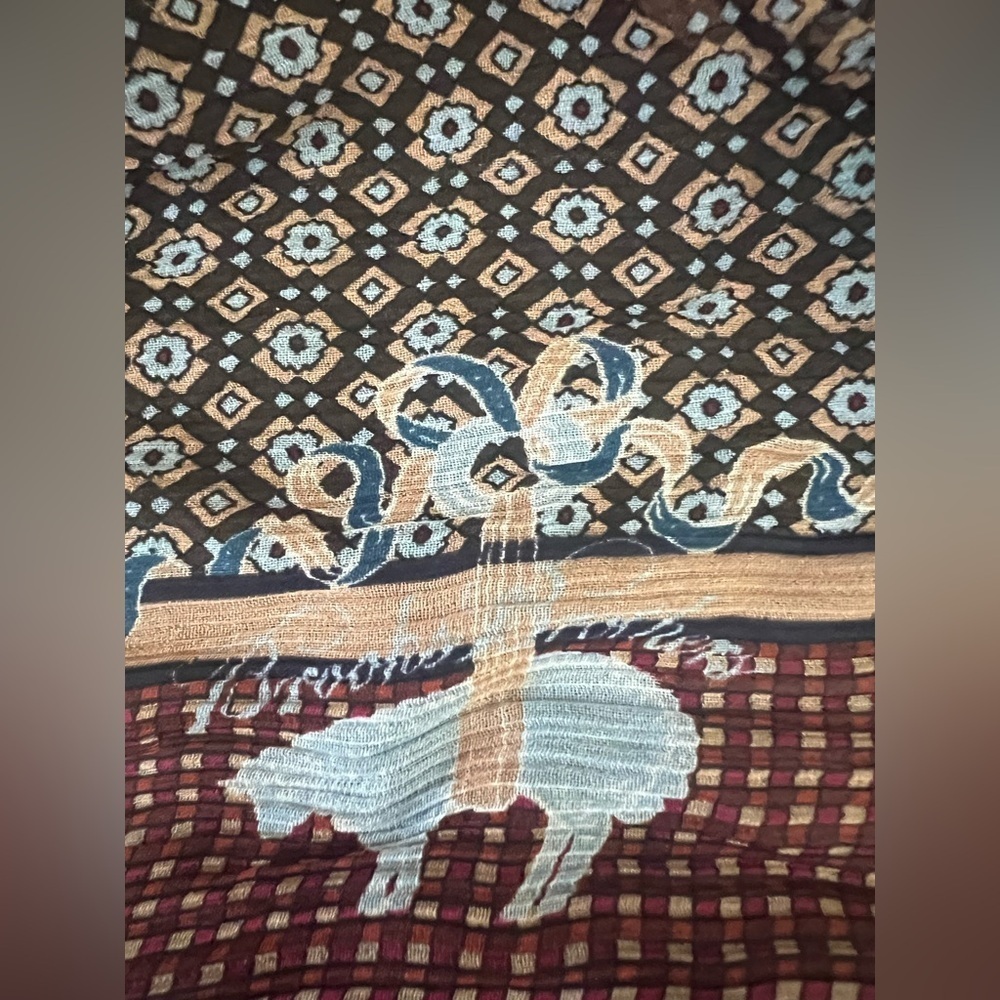 Brooks Brothers 100% silk scarf Made in Italy. 10” x 26”